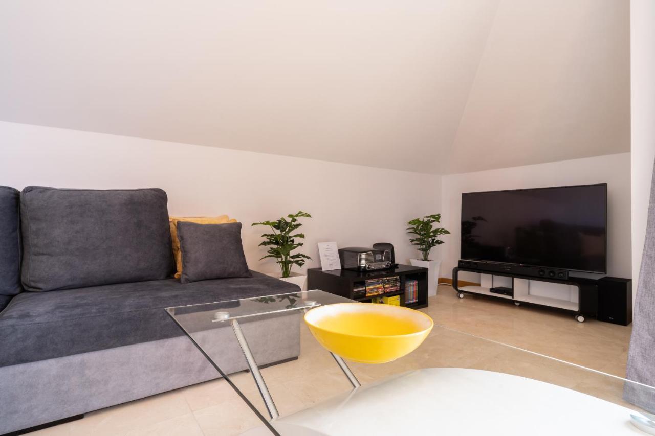 Santa Luzia Funchal View Apartment Bagian luar foto